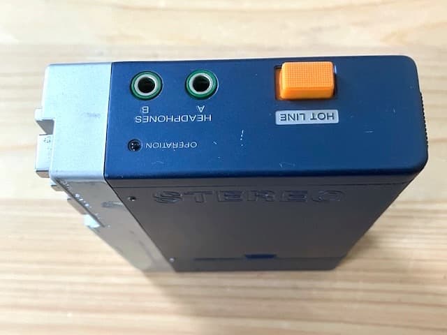 超希少品 高音質 整備済完全動作品 SONY TPS-L2 新品のヘッドホン付き