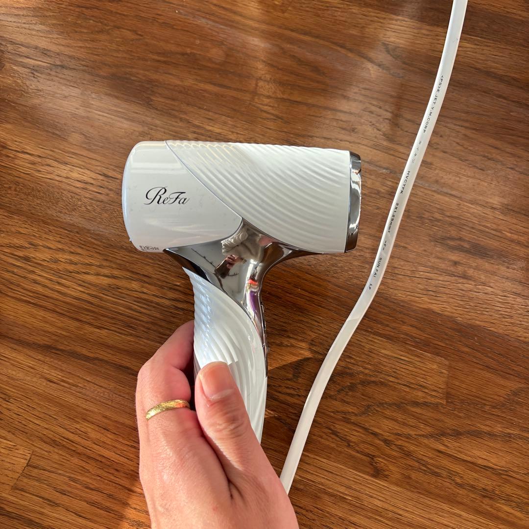 最新　ReFa ヘアドライヤー SEホワイト