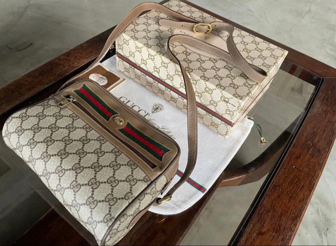 ゆ*ん様 GUCCI GGパターン ショルダーバッグ