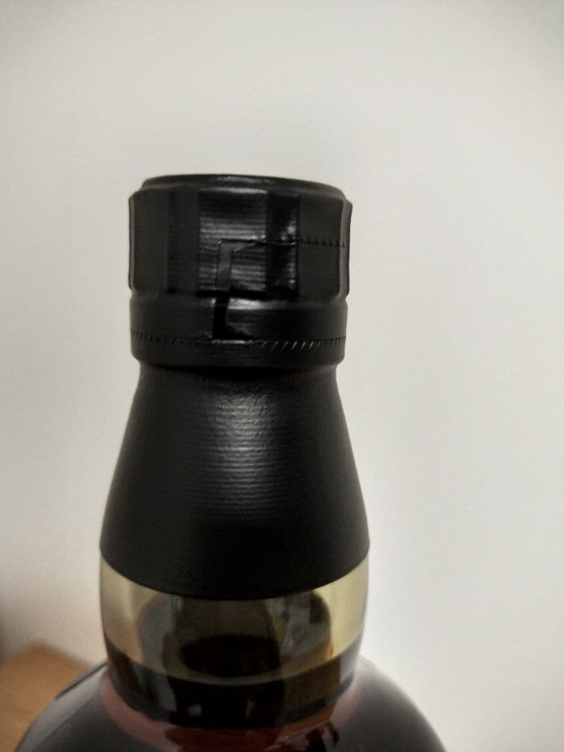 山崎18年　新品　箱付き　未開封