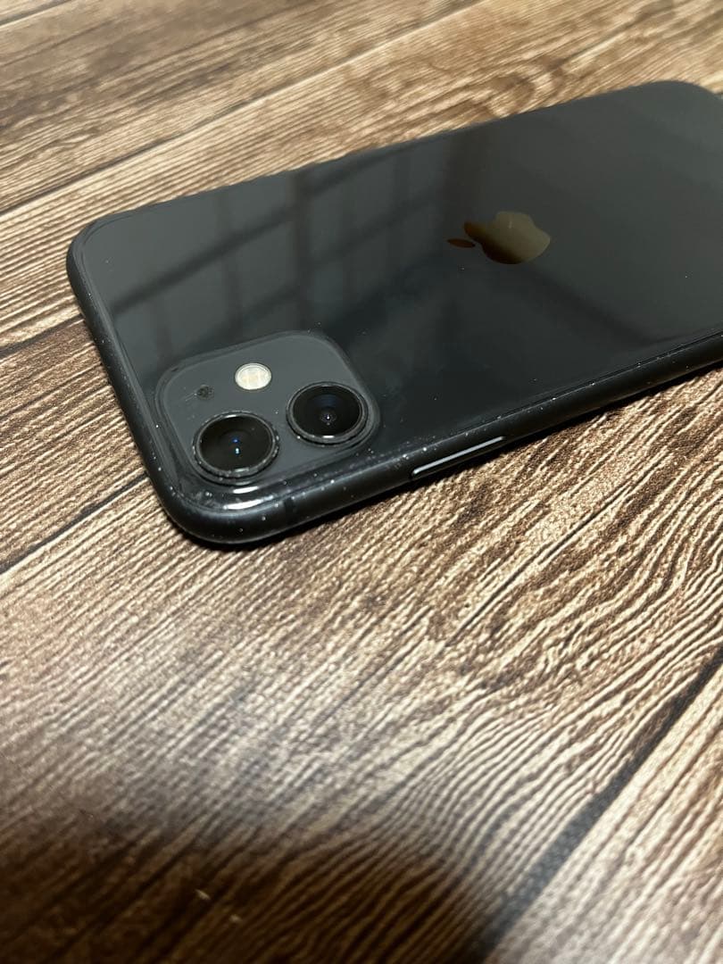 Apple iPhone 11 ブラック　64GB