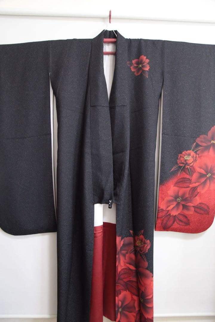 振袖フルセット 美品　黒と赤 モダン クール