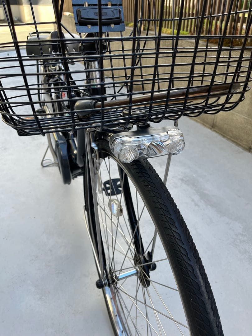 YAMAHA電動アシスト自転車 (26インチ) ブラック 前カゴ付き