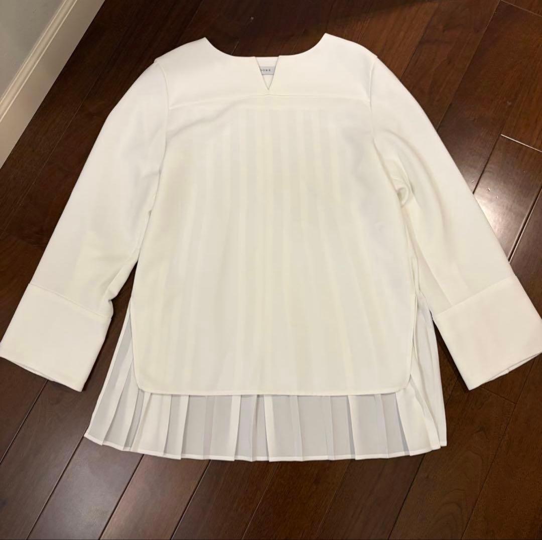 ADORE アドーア　ミドルジョーゼットバックプリーツブラウス