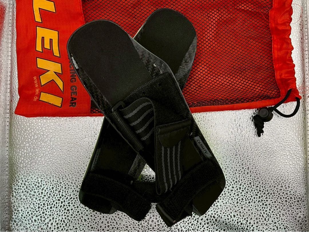 スキー LEKI FORE ARM PROTECTOR CARBON 2.0