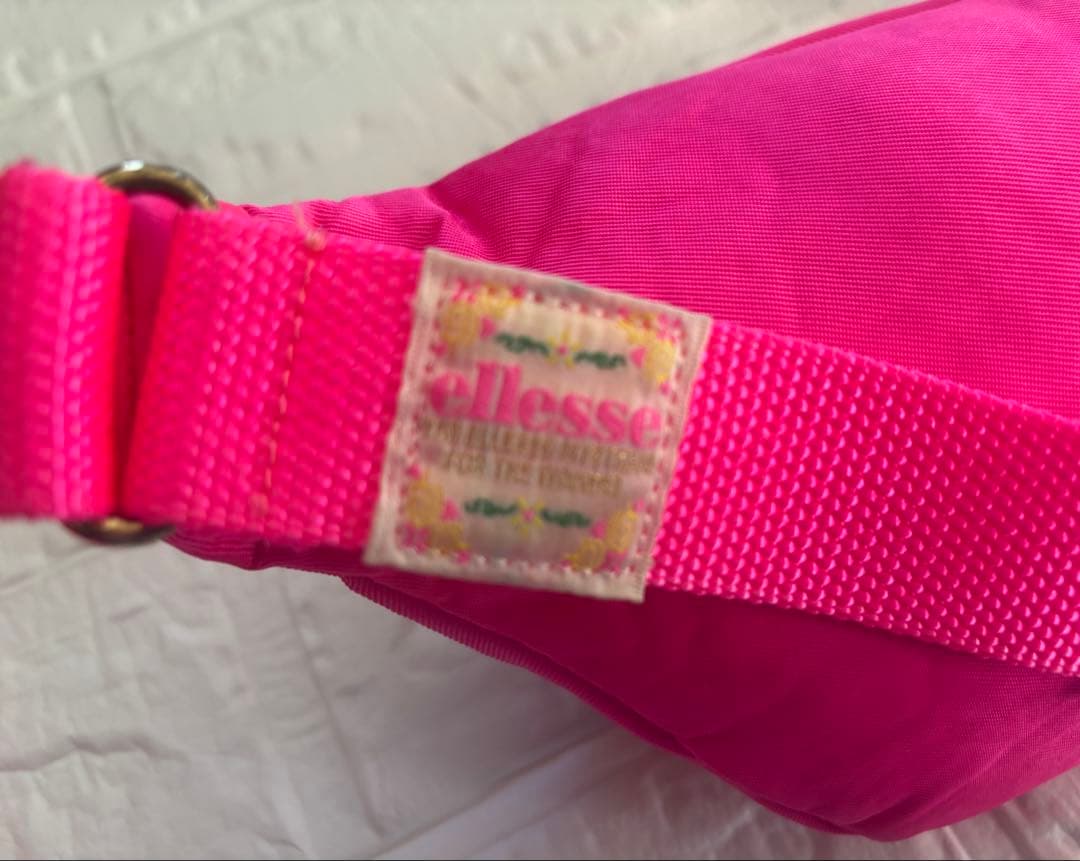 エレッセ　デサント　スキー ウェア 上下セット レディース　小物3点付　即日発送