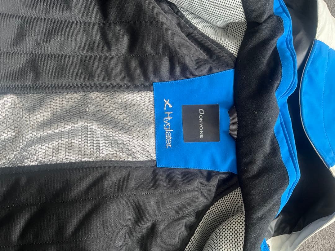 ❤️オンヨネ❤️Salomon ❤️スキーウェア ❤️ジャケット・パンツセット