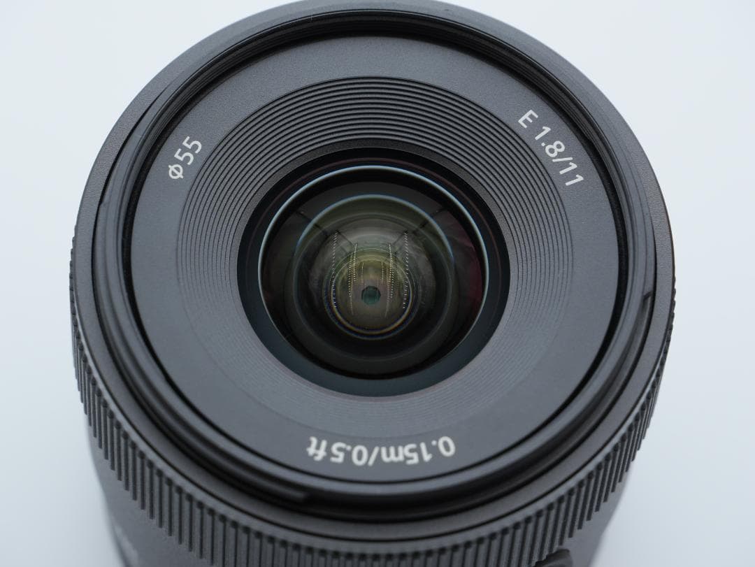 【新品未使用品】SONY E 11mm F1.8 SEL11F18 APS-C