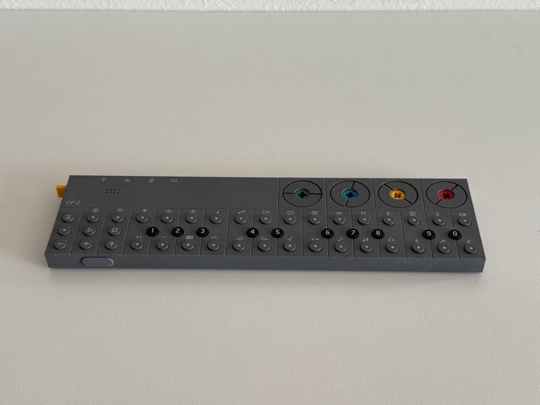【オプション付】 teenage engineering OP-Z