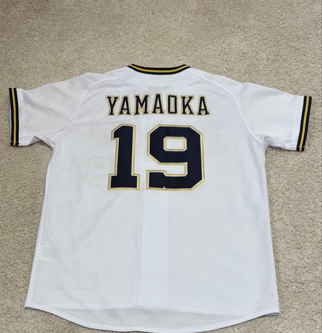 Buffaloes ユニフォーム Mサイズ 19 山岡