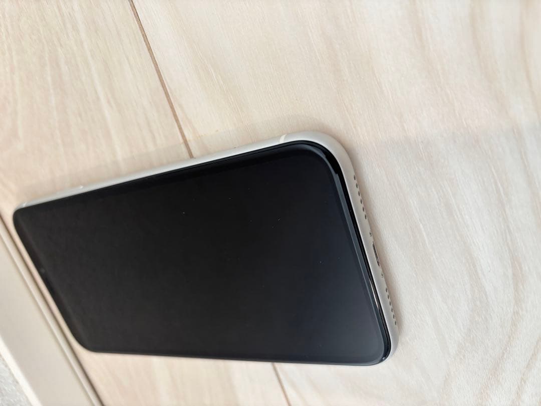 【美品】iPhoneXR ホワイト 128GB SIMフリー
