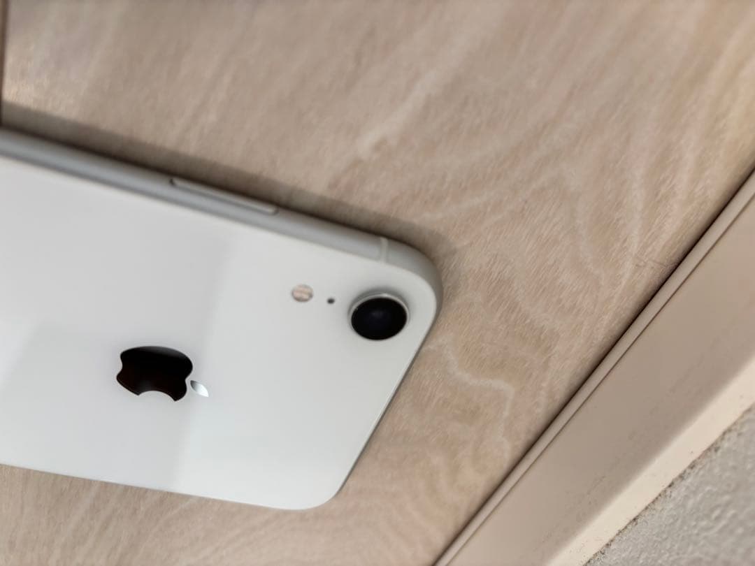 【美品】iPhoneXR ホワイト 128GB SIMフリー