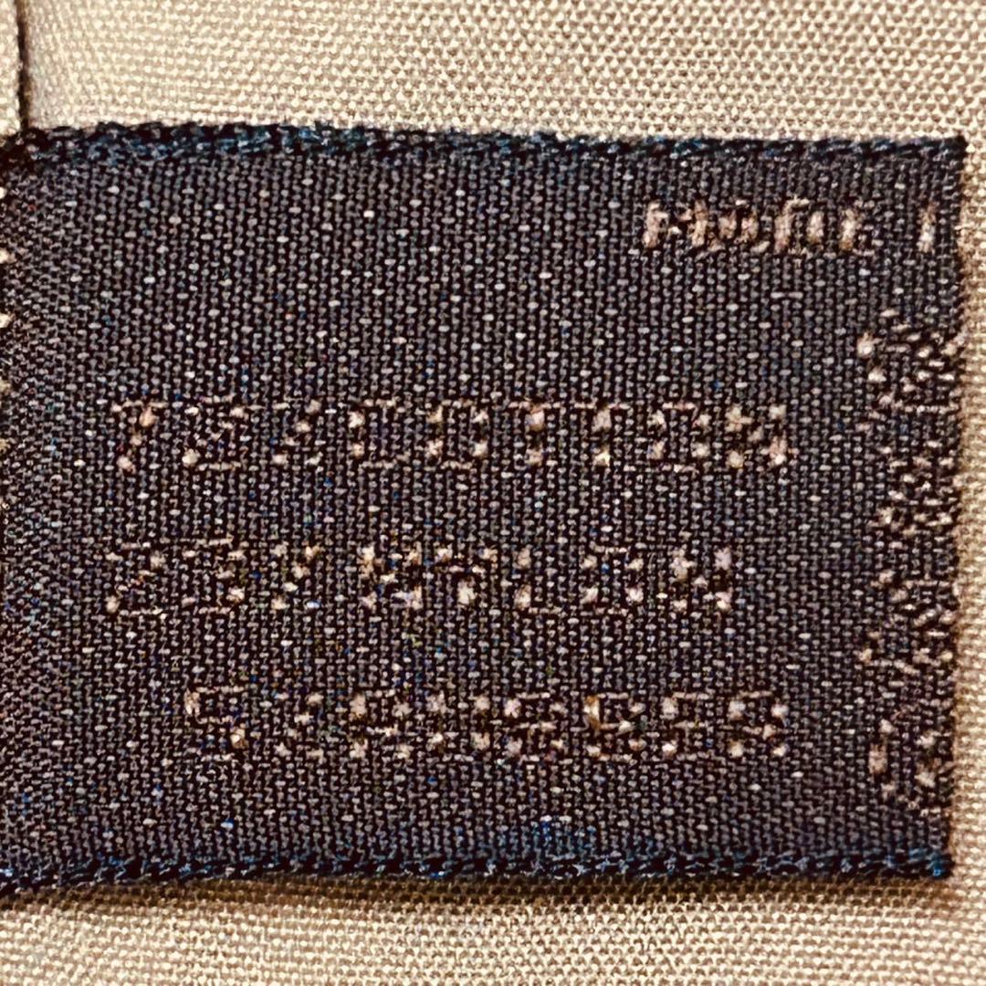 美品 プラダ トライアングルモチーフ オーバーサイズ 長袖 シャツ ウィメンズ