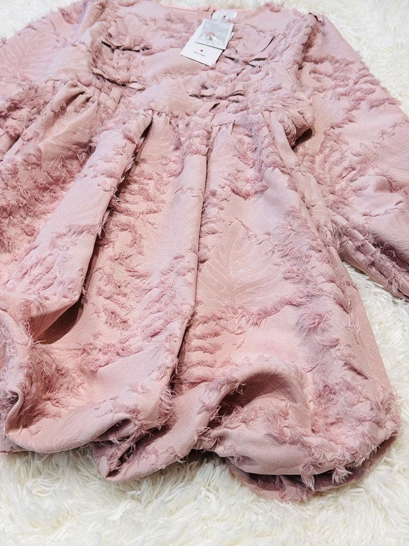 【新品タグ付】merry jenny リボンフリンジジャガードチュニック ピンク