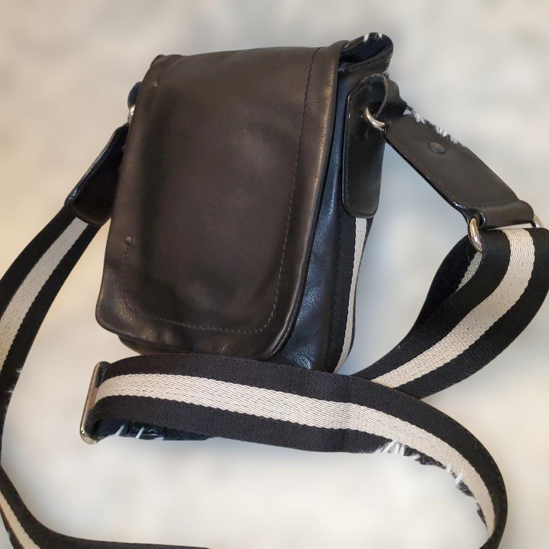 ⭐美品⭐BALLY ミニ メッセンジャーバッグ レザー 黒 ストライプ