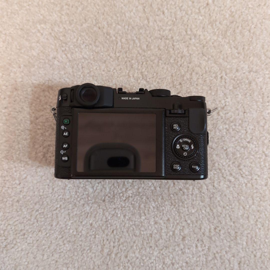 Fujifilm X10 デジタルカメラ