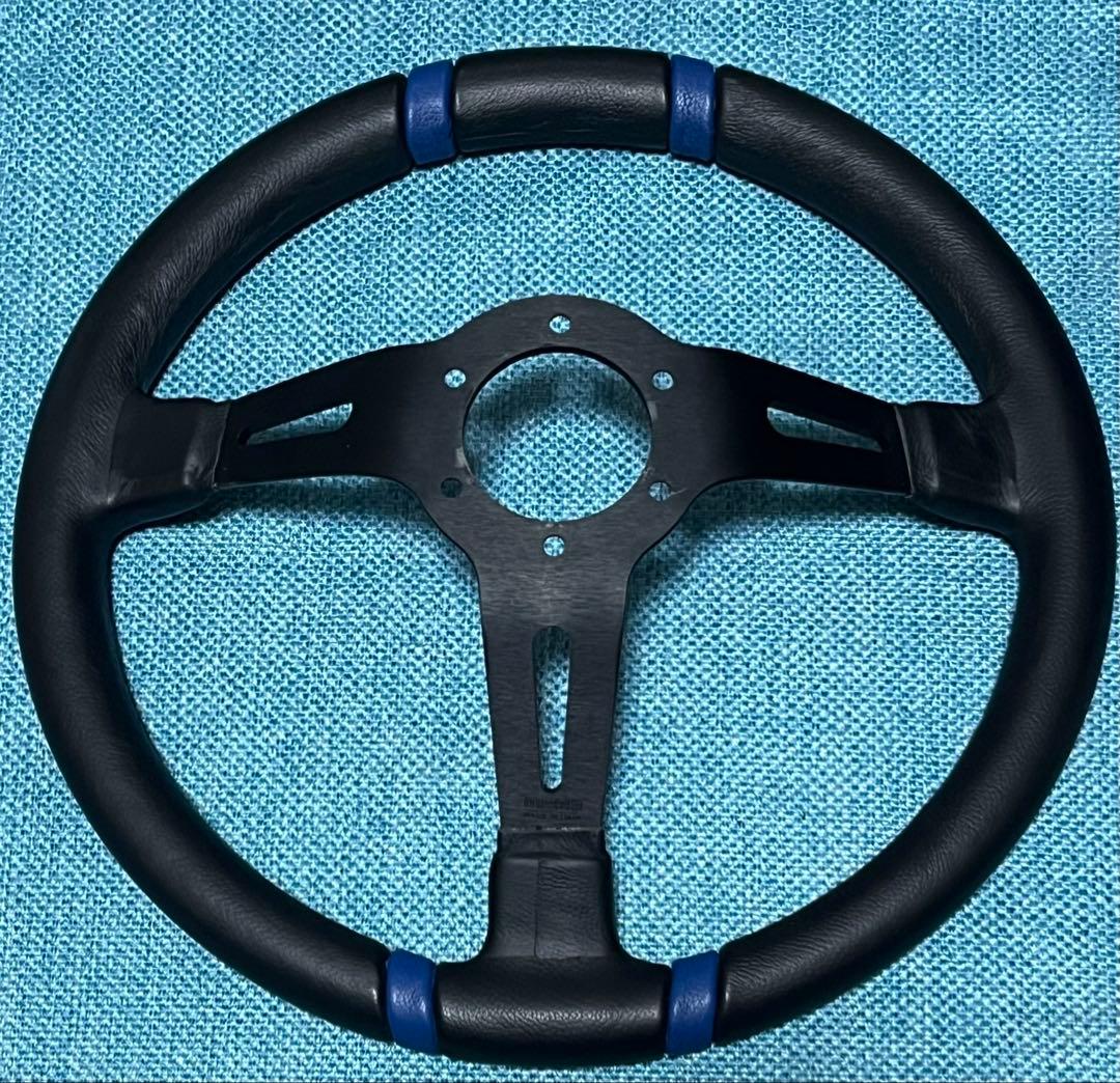momo ドリフティング ステアリング 黒/青 35π