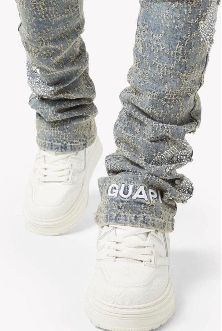 GUAPI スリムフィットデニム 32