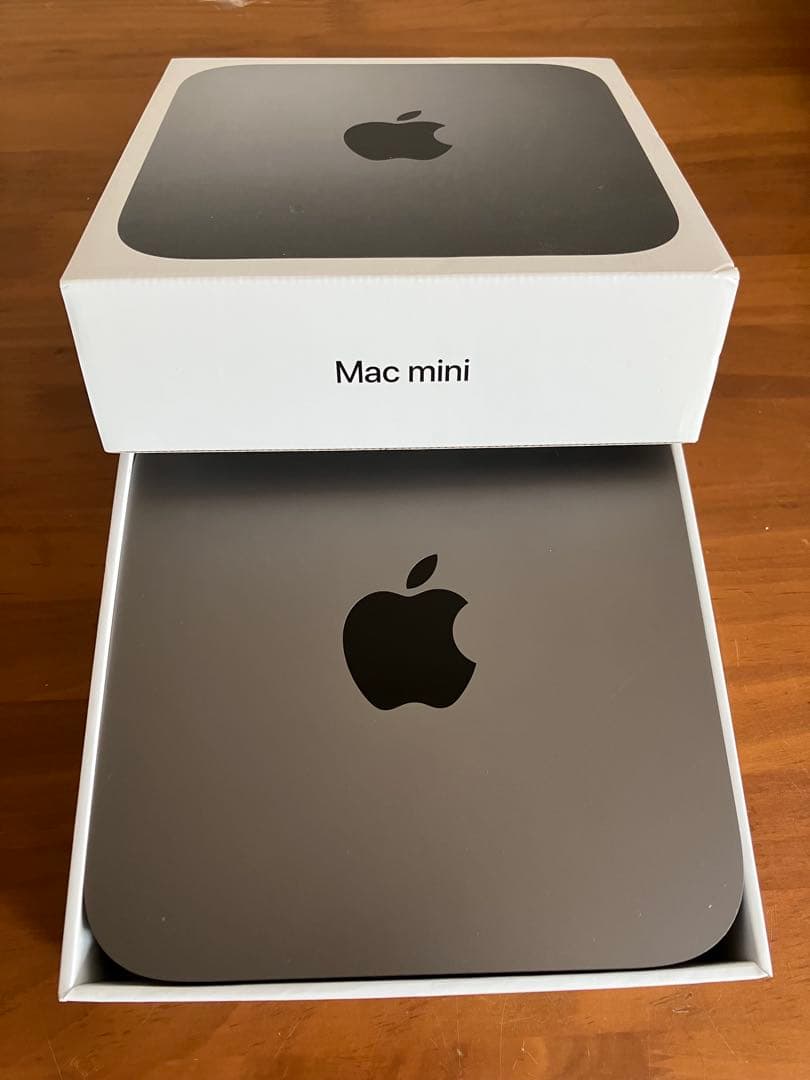 Apple Mac mini 2018 8G 256G i3グレー 元箱付き