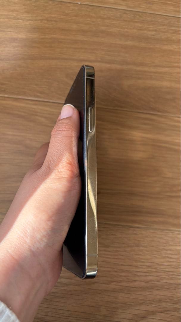 iPhone12pro ゴールド　128GB