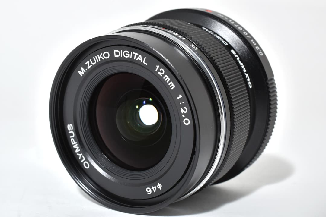オリンパス M.ZUIKO DIGITAL ED 12mm F2.0 C490