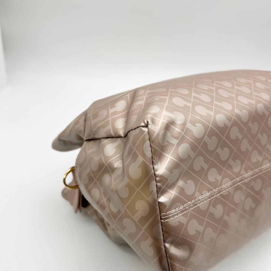 未使用　ゲラルディーニ　ソフティ　ショルダーバッグ　2way　肩掛け　斜め掛け