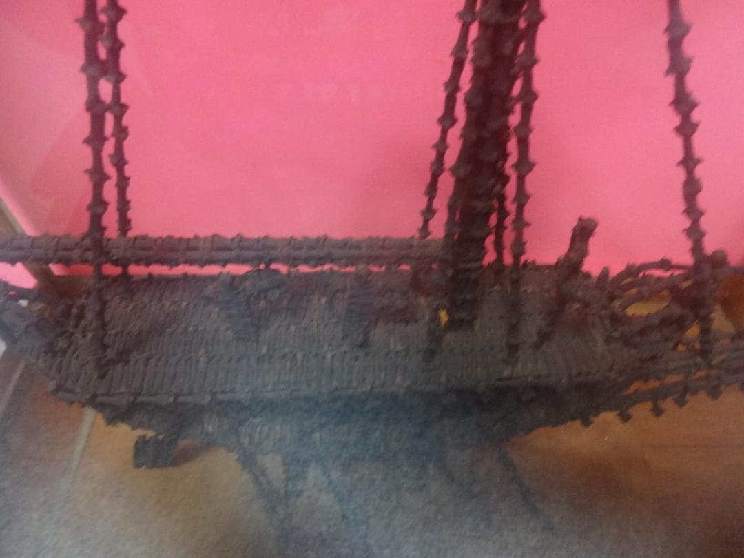 アンボン島の香木の船（人間国宝作成）