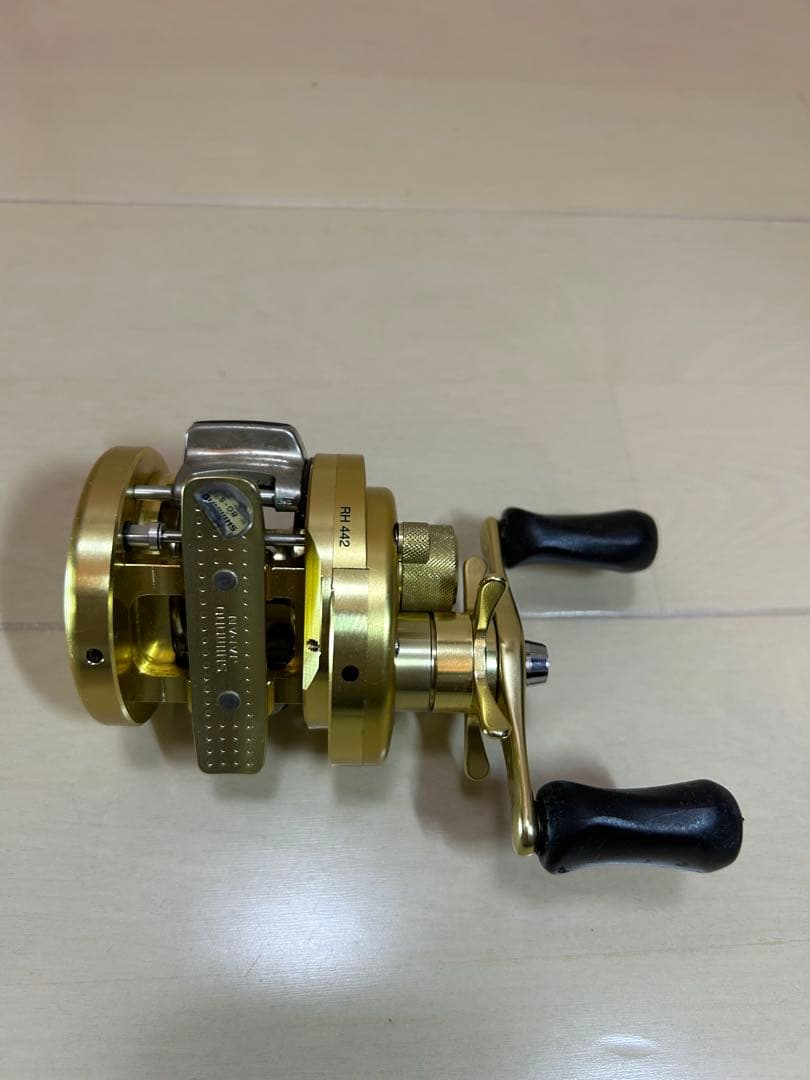 シマノ　カルカッタコンクエスト　100