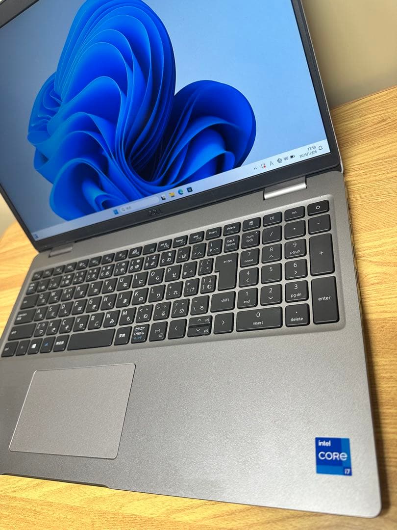 Windowsノート本体 Dell Corei7 gen 11, Ram 8gb, Ssd 256Gb