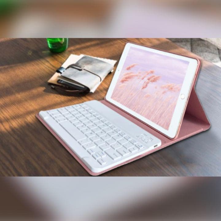 ❤高級感溢れるデザイン❣実用性＆機能性も兼備♪❤iPadケース＆キーボード