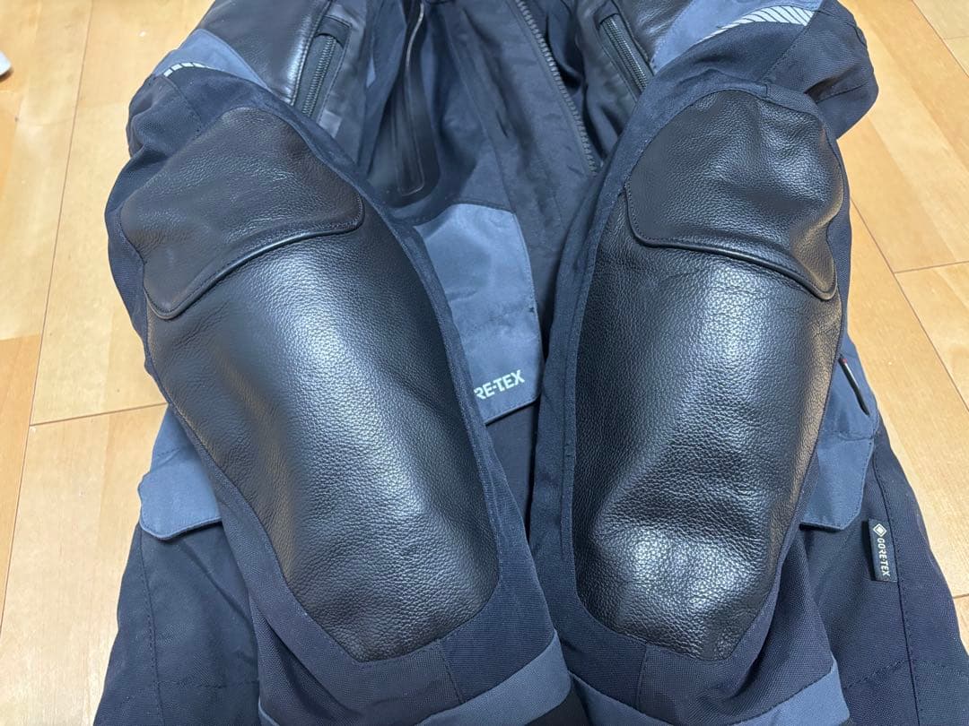 ダイネーゼ　ジャケット　52サイズ