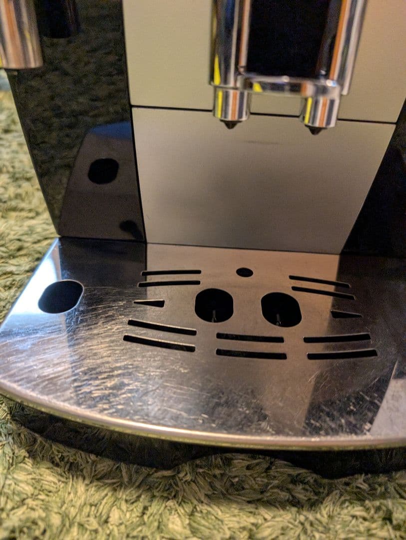 デロンギ エスプレッソマシン マグニフィカSプラス