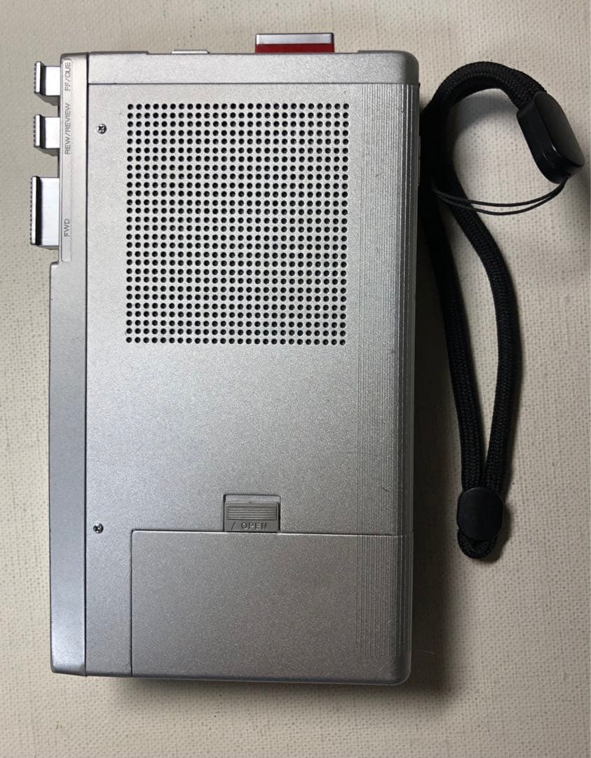 70's革新ポロネーズTCM-100コレクション可動版SONYカセットプレスマン