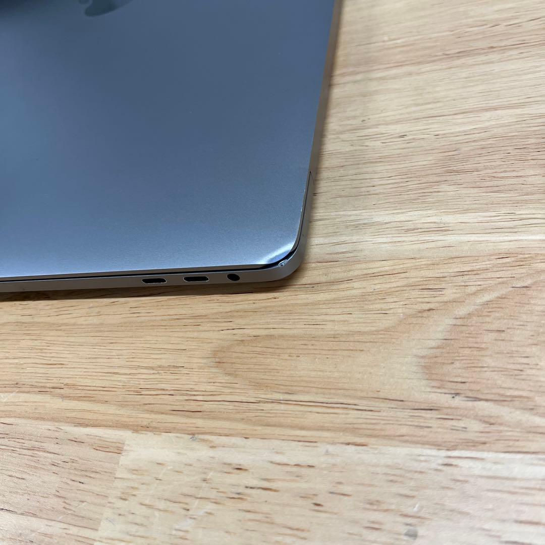 MacBook本体 MacBook Pro 2019 16 2.3 i9 64GB 1TB
