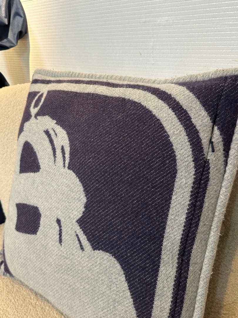 L*7様 ⭐️【全国送料無料】定価13万　HERMES エルメス　クッション　ピ