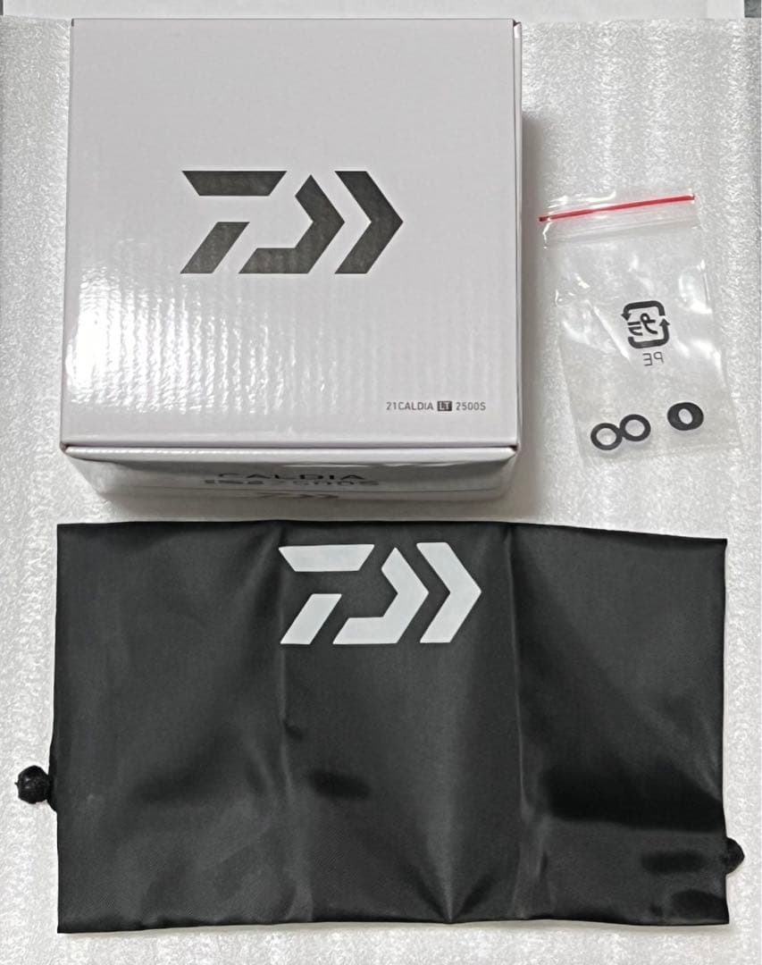 美品　DAIWA 21カルディア LT2000S