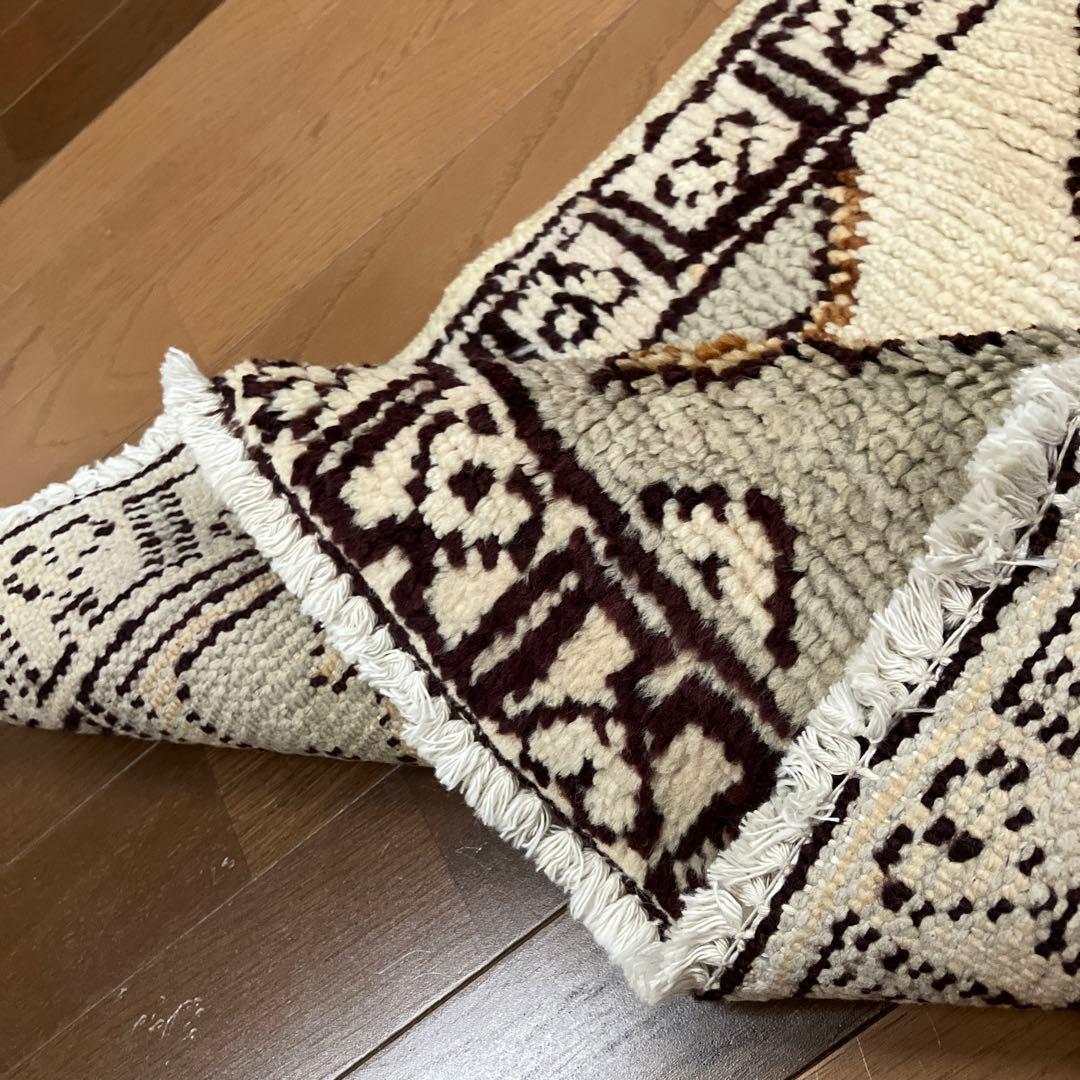 モロッコ絨毯ビンテージラグハートベニワレンウール70x130cm手織り絨毯