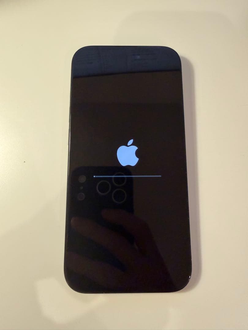 iPhone 15 128GB SIMフリー MTMH3J/A バッテリー87％