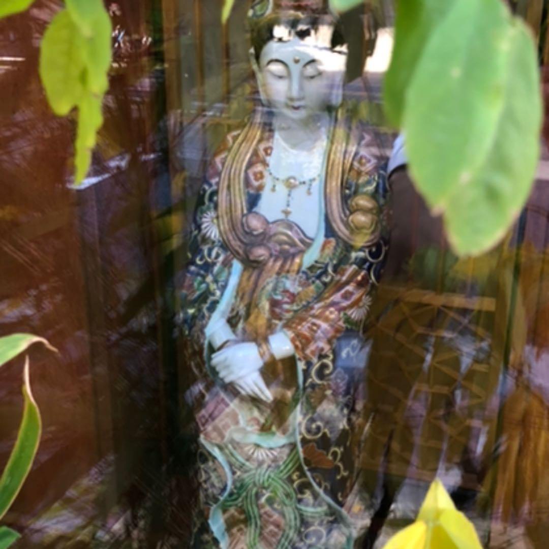 九谷　立観音菩薩像