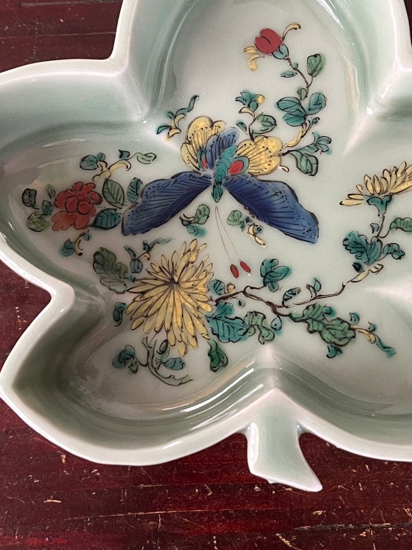 希少　注文品　清朝期　新渡　楓形鉢　五彩粉彩　蝶　虫菊　中国古玩　変形向付菓子鉢
