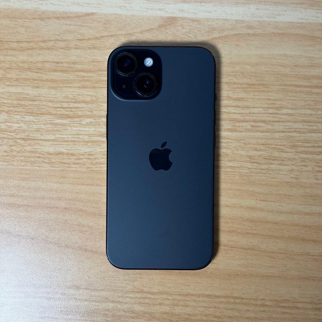 Apple iPhone 15 128GBブラック SIMフリー