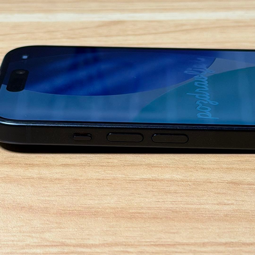 Apple iPhone 15 128GBブラック SIMフリー