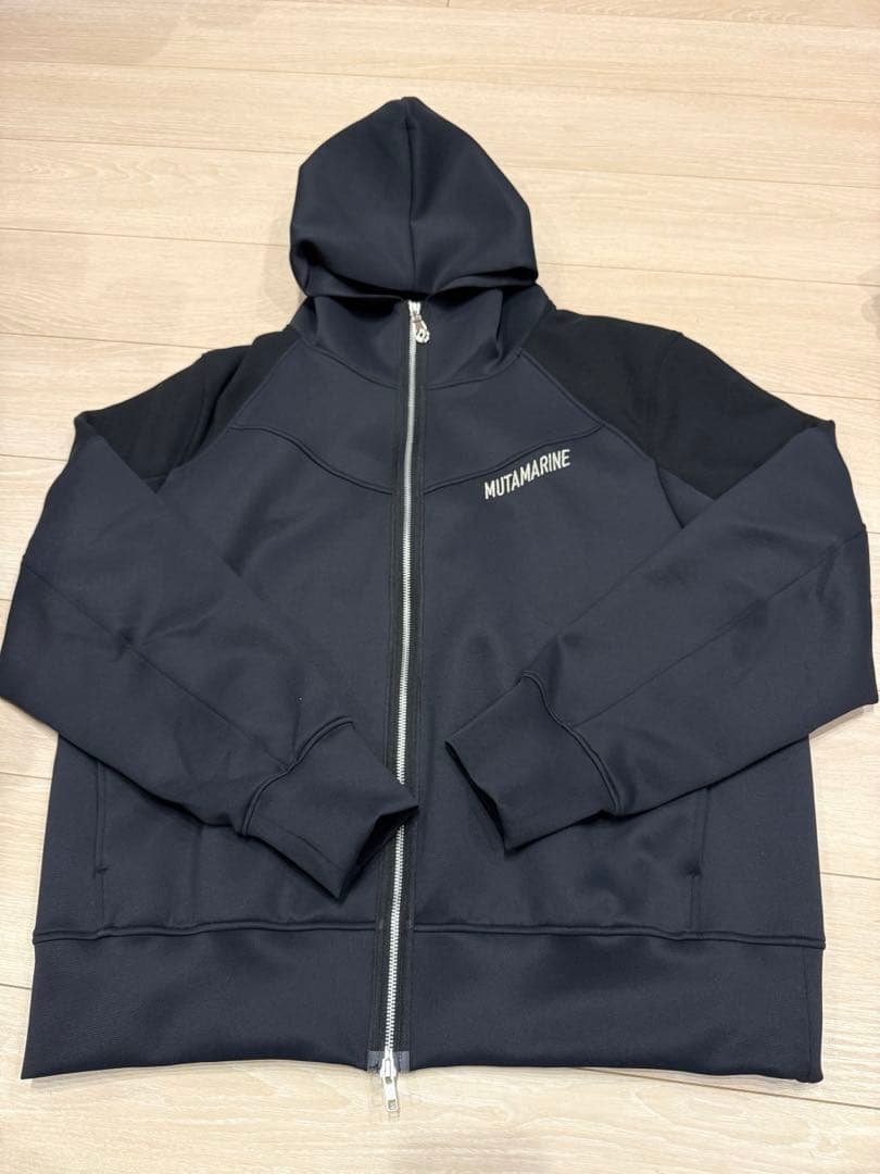 ムータマリン　mutaMARINE セットアップ　サイズ8