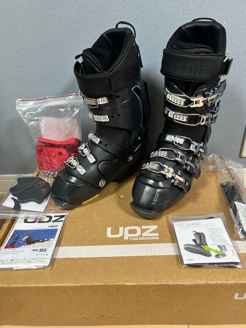 スノーボードハードブーツUPZ RC12 23-24