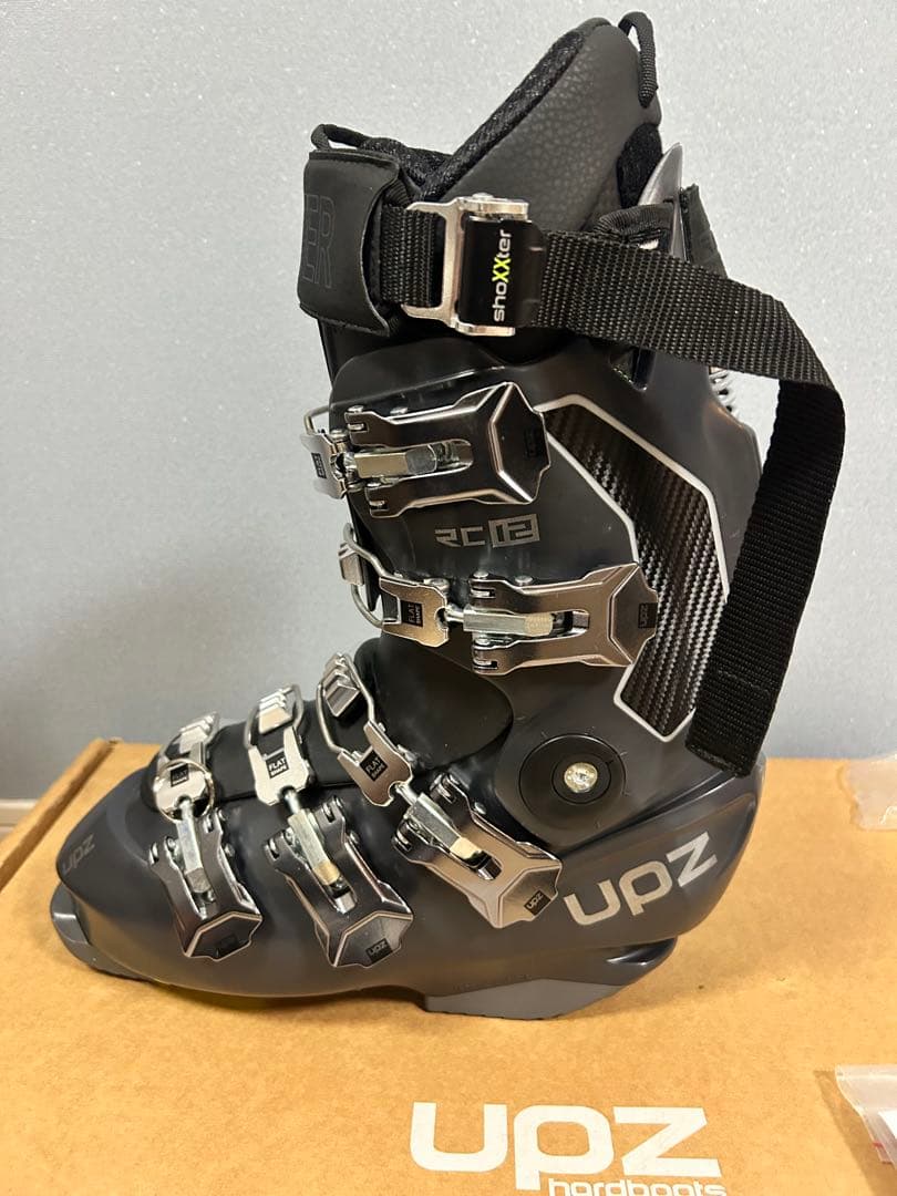 スノーボードハードブーツUPZ RC12 23-24