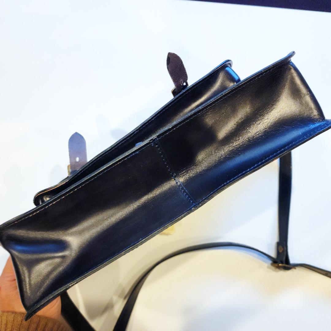 【値下げ】GLEN ネイビー 13インチサイズ、サッチェルバッグ