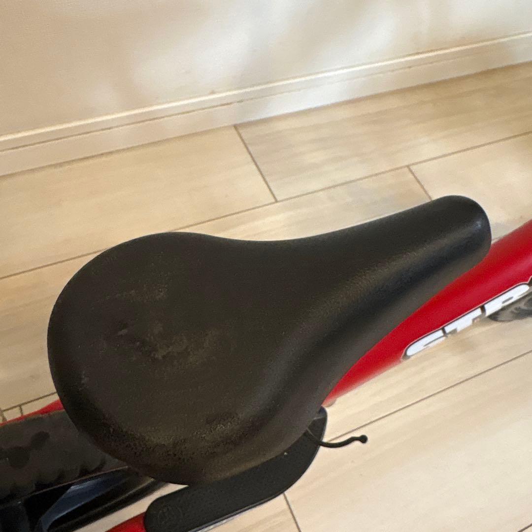 STRIDER ストライダー　レッド　12インチ　幼児乗り物