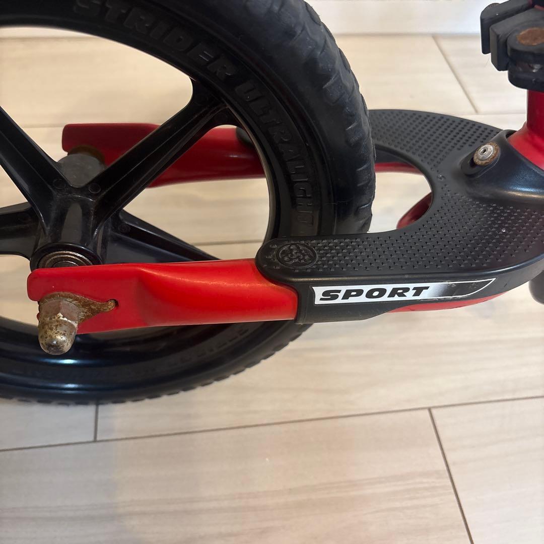 STRIDER ストライダー　レッド　12インチ　幼児乗り物
