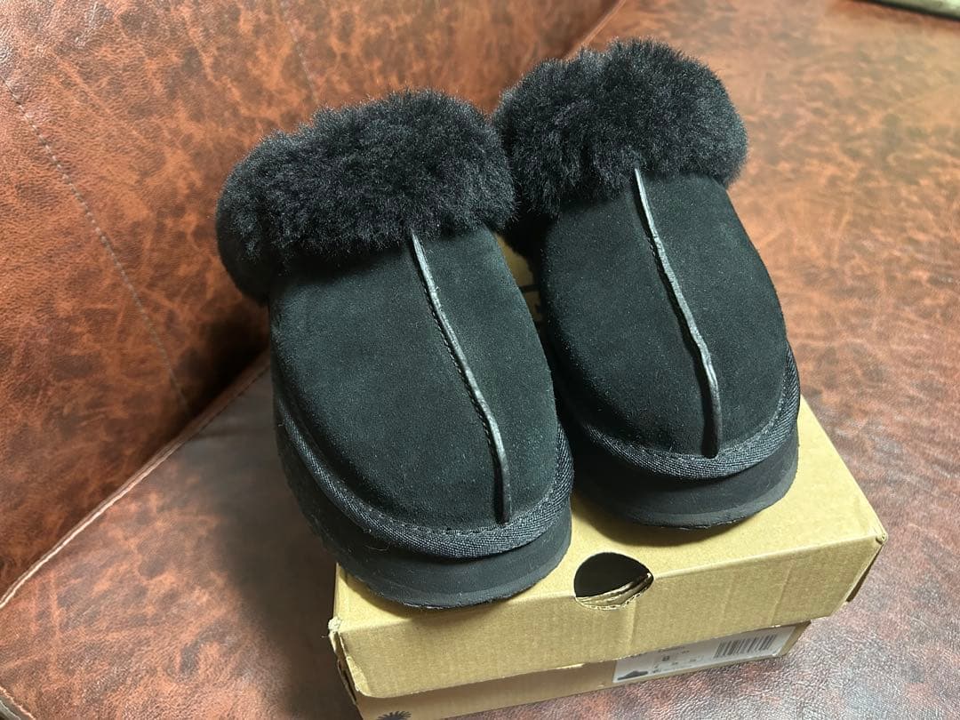 USED 美品 UGG ディスケット ムートン 厚底サンダル 25 ブラック