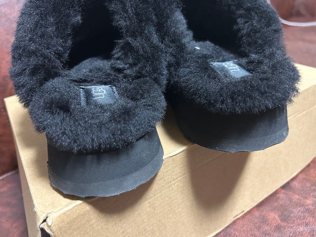 USED 美品 UGG ディスケット ムートン 厚底サンダル 25 ブラック